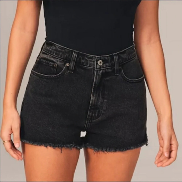 Abercrombie & Fitch Women’s Black Jean Shorts - Picture 5 of 11